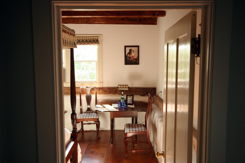 The Stone House Bed And Breakfast Hurley Стая снимка
